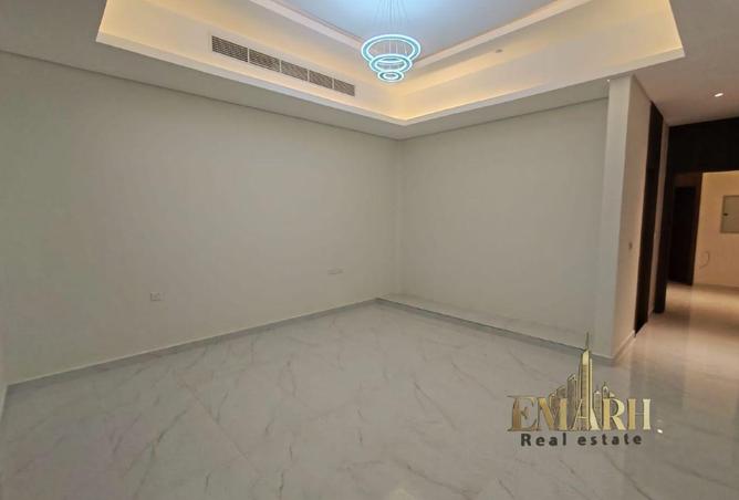 137889183 - Property Image 3