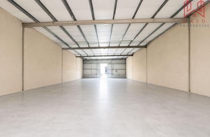 Warehouse - Studio - 1 Bathroom for rent in Al Qusais 2 - Al Qusais Residential Area - Al Qusais - Dubai