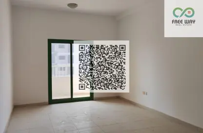 Apartment - 1 Bathroom for sale in Smart Tower 1 - Al Amerah - Ajman