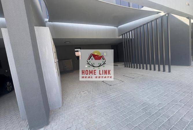 103677182 - Property Image 2