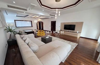 Apartment - 2 Bedrooms - 4 Bathrooms for rent in Al Anbara - Shoreline Apartments - Palm Jumeirah - Dubai