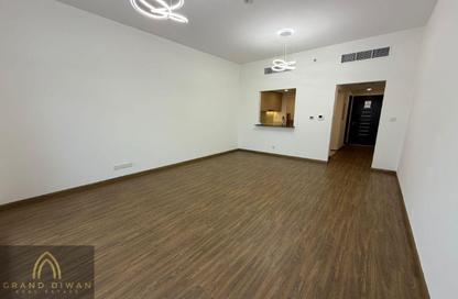 Apartment - 2 Bedrooms - 3 Bathrooms for rent in Green Lakes Towers 2 - Green Lakes Towers - JLT Cluster S - Jumeirah Lake Towers - Dubai