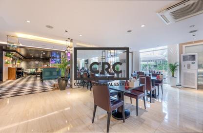 Retail - Studio - 1 for rent in Marriott Harbour Hotel and Suites - Dubai Marina - Dubai