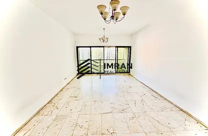 Apartment - 3 Bedrooms - 3 Bathrooms for rent in New Al Taawun Road - Al Taawun - Sharjah
