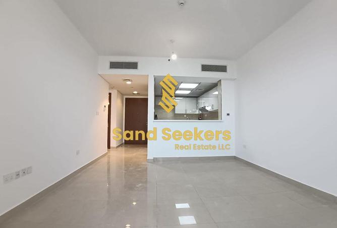 67443879 - Property Image 3