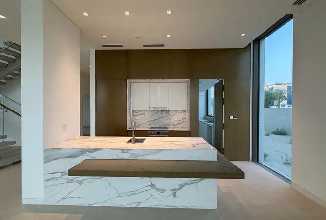 156220968 - Property Image 3