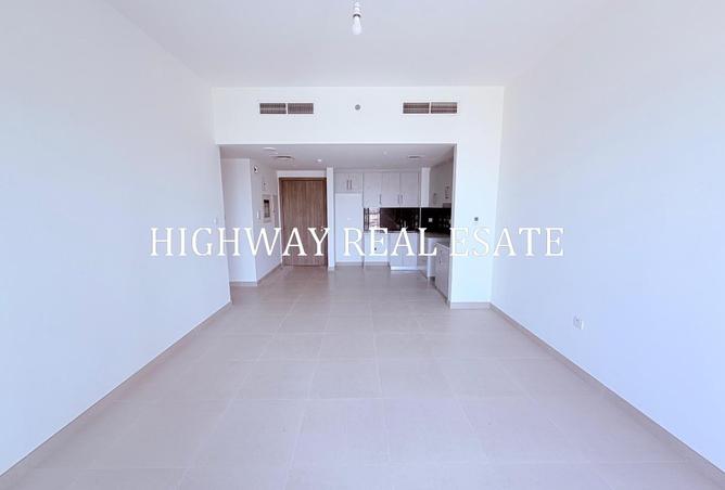 124712001 - Property Image 3