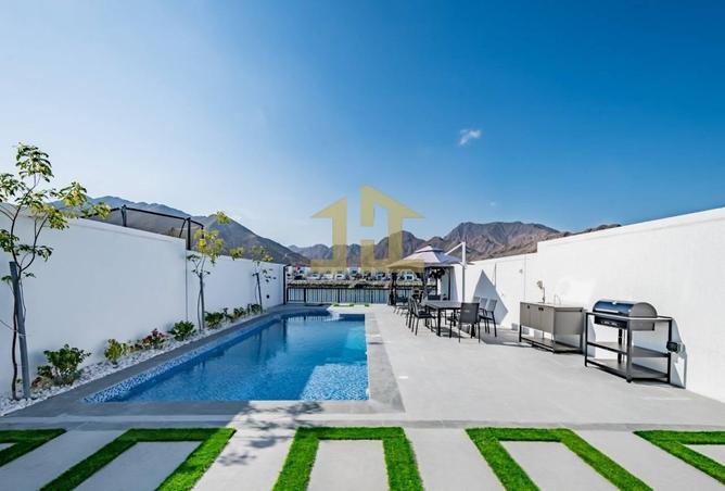 98241270 - Property Image 3