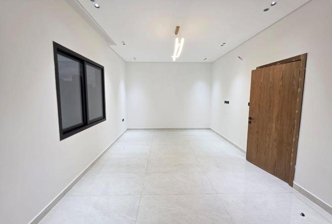 103245634 - Property Image 2