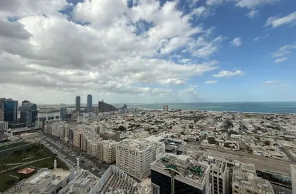 Apartment - 3 Bedrooms - 4 Bathrooms for rent in Blue Tower - Al Majaz 3 - Al Majaz - Sharjah