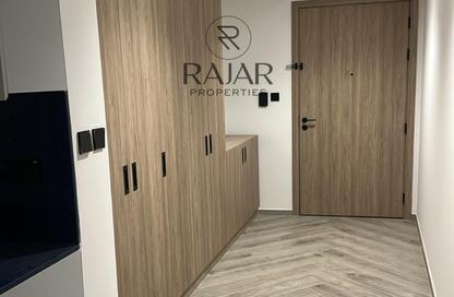 Apartment - 1 - 1 for rent in Peninsula Three - Peninsula - Business Bay - Dubai