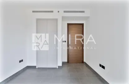 شقة - 2 غرف نوم - 2 حمامات للايجار في برج The Crest C - ذا كريست - صبحا هارتلاند - مدينة الشيخ محمد بن راشد - دبي