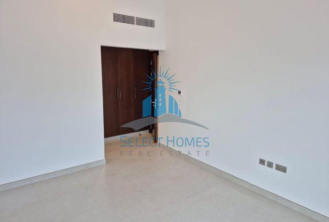 103683431 - Property Image 2