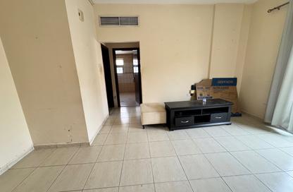 Apartment - 1 - 1 for rent in Muwailih Building - Muwaileh - Sharjah