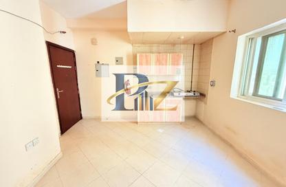 Apartment - Studio - 1 for rent in Fire Station Road - Muwaileh - Sharjah Apartment - Studio - 1 for rent in Fire Station Road - Muwaileh - Sharjah