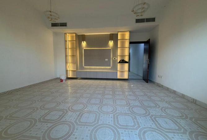 90063699 - Property Image 2