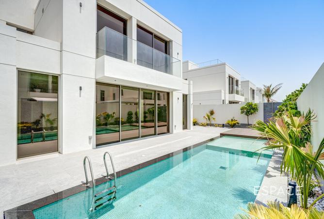 132489014 - Property Main Image