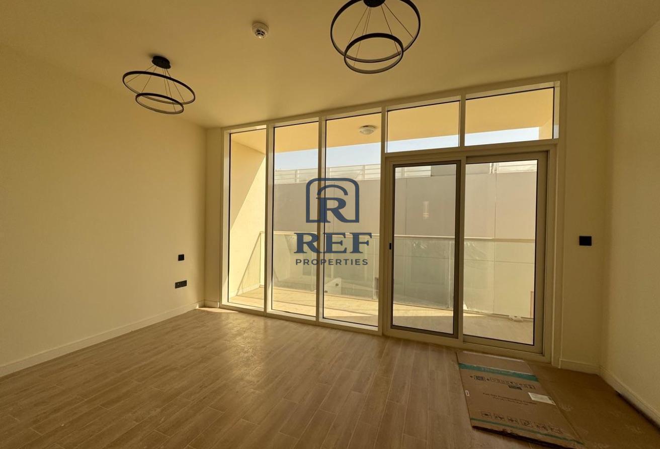 Single Row | Park Access | Spacious | Vacant Soon photo 11