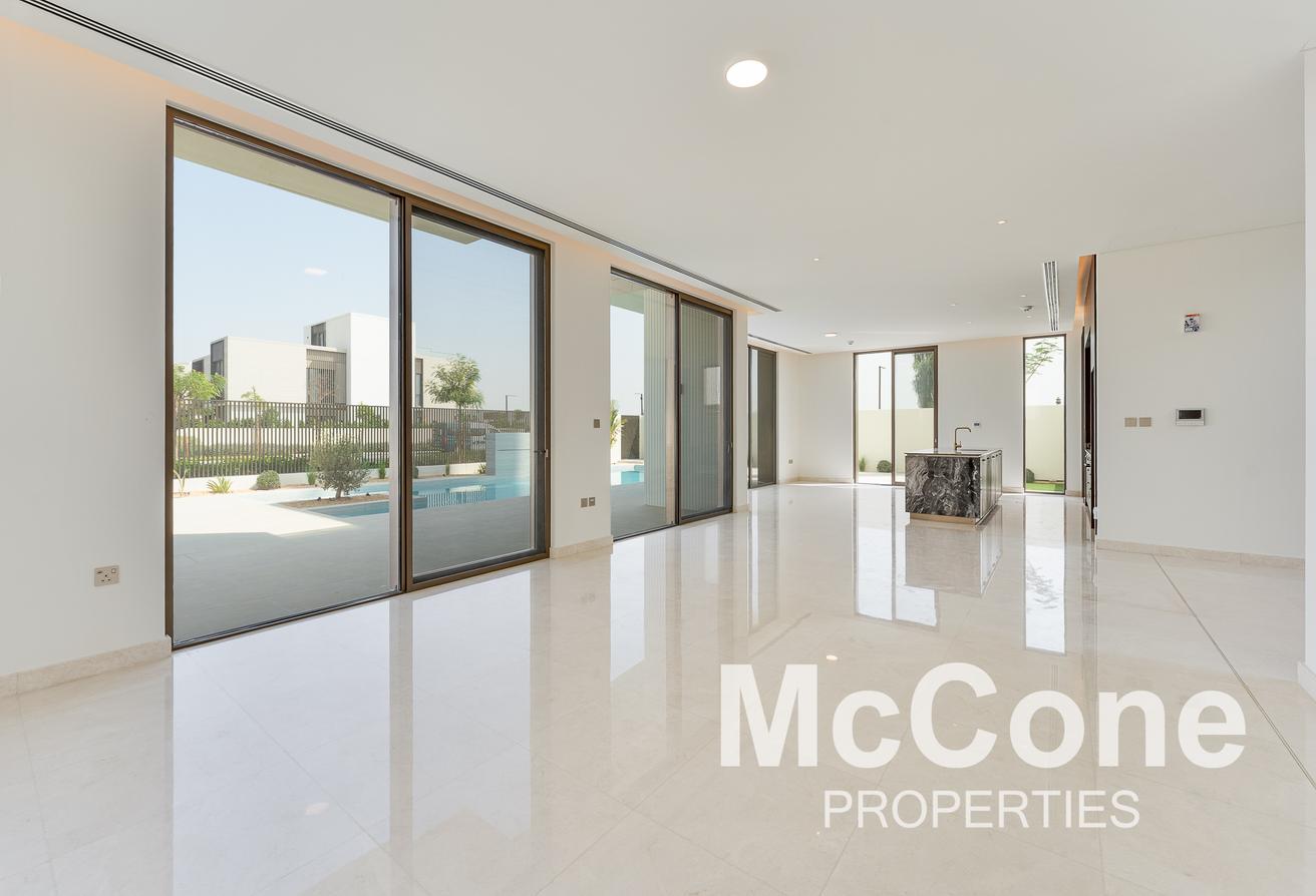 Private Pool | Park View | Brand New photo 3
