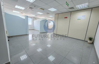 Office Space - Studio - 1 Bathroom for rent in Al Mankhool - Bur Dubai - Dubai