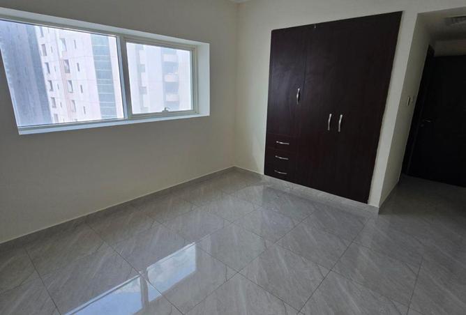 83218090 - Property Image 3