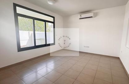 Townhouse - 3 Bedrooms - 3 Bathrooms for rent in Hayat Townhouses 1 - Hayat Townhouses - Town Square - Dubai