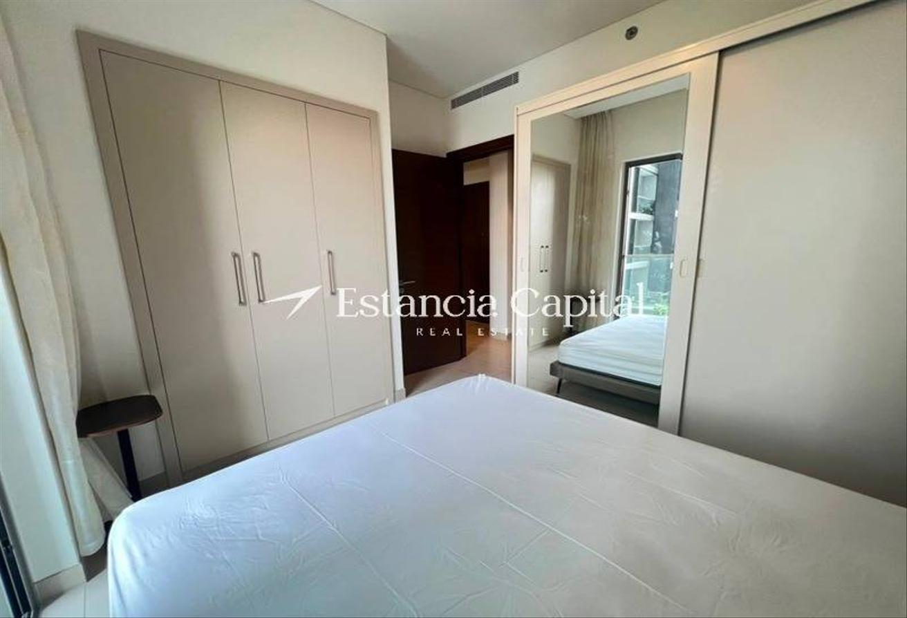 POOL VIEW | READY TO MOVE | FULLY FURNISHED photo 5