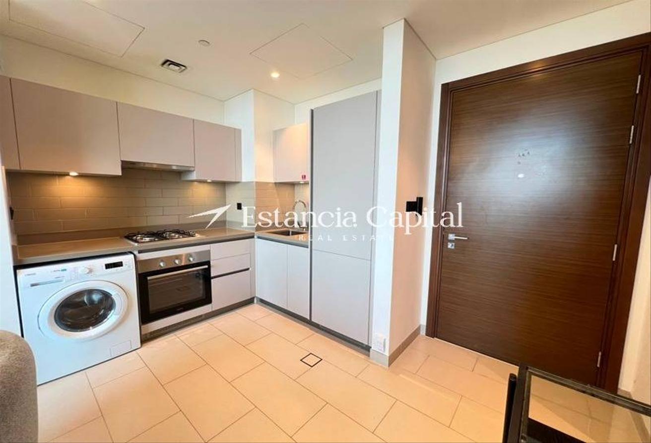 POOL VIEW | READY TO MOVE | FULLY FURNISHED photo 3