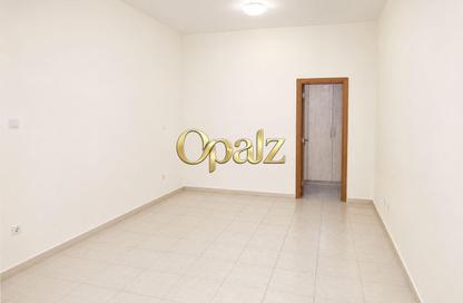 Apartment - Studio - 1 Bathroom for rent in Abdul Rahim Mohd Al Zarooni Building - Al Mankhool - Bur Dubai - Dubai Apartment - Studio - 1 Bathroom for rent in Abdul Rahim Mohd Al Zarooni Building - Al Mankhool - Bur Dubai - Dubai