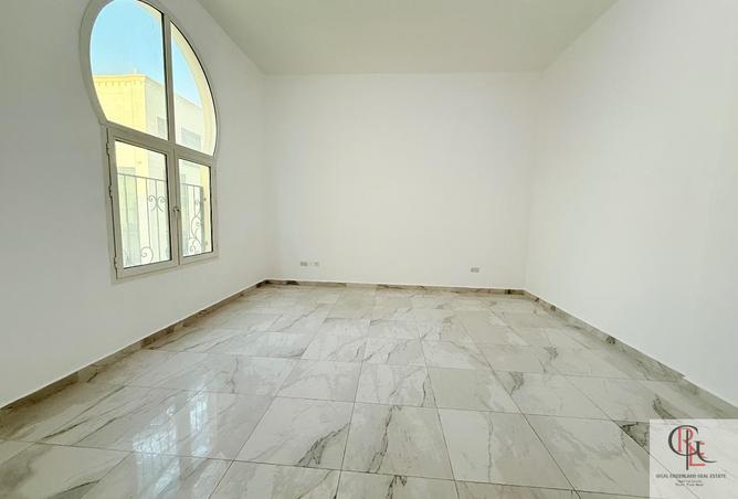 142387615 - Property Image 2