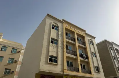 عمارة بالكامل - استوديو للبيع في مجمع مويلح - تجارية مويلح - الشارقة