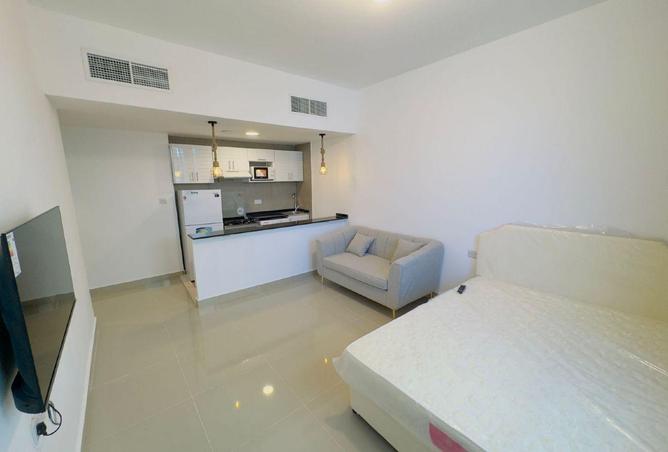 73111411 - Property Image 3