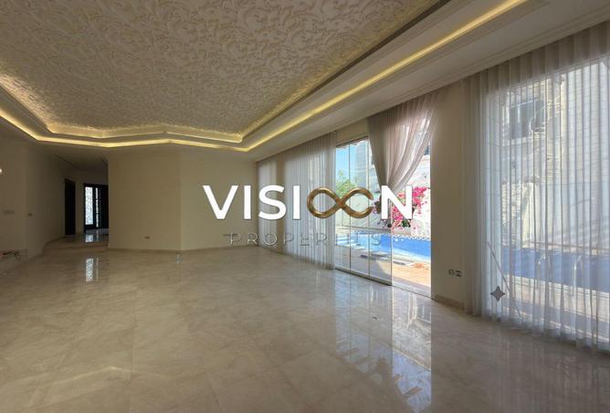 117270585 - Property Image 3