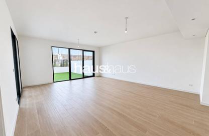 Townhouse - 4 - 5 for sale in Jebel Ali Village Townhouses - Jebel Ali Village - Jebel Ali - Dubai