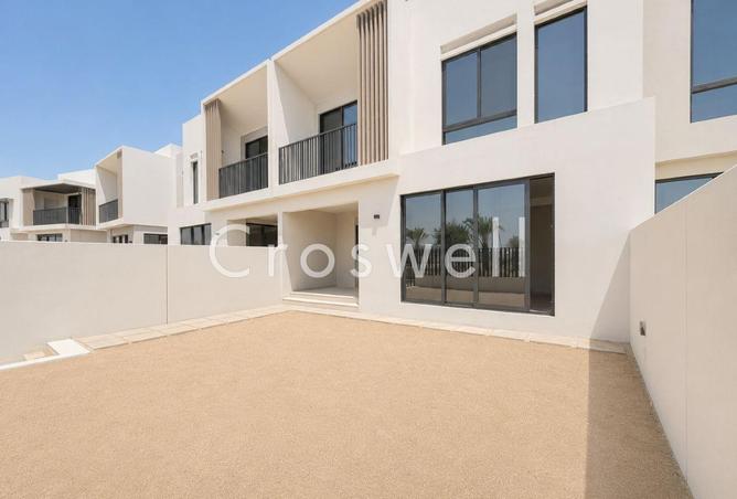 101282178 - Property Image 2