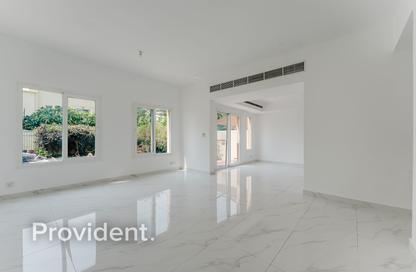 Villa - 3 - 4 for rent in Springs 5 - The Springs - Dubai Villa - 3 - 4 for rent in Springs 5 - The Springs - Dubai