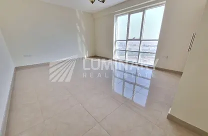 شقة - 2 غرف نوم - 3 حمامات للايجار في 1 فورديركشن رزدنس - مجمع دبي ريزيدنس - دبي لاند - دبي