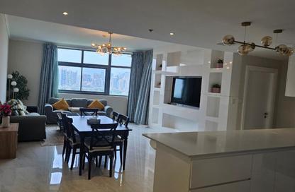 Apartment - 2 Bedrooms - 2 Bathrooms for rent in The Links West Tower - The Links - The Views - Dubai