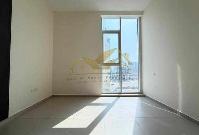 123832660 - Property Image 2