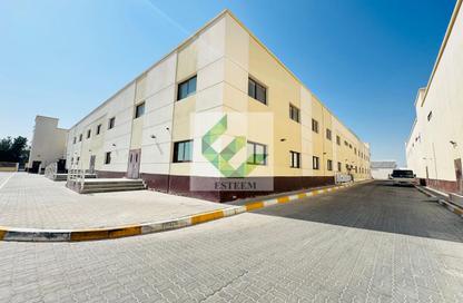 Labor Camp - Studio - 7+ for rent in M-33 - Mussafah Industrial Area - Mussafah - Abu Dhabi