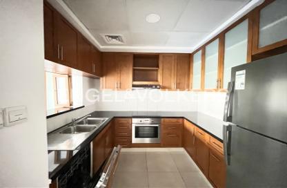 Apartment - 1 Bedroom - 2 Bathrooms for rent in Travo Tower A - Travo - The Views - Dubai