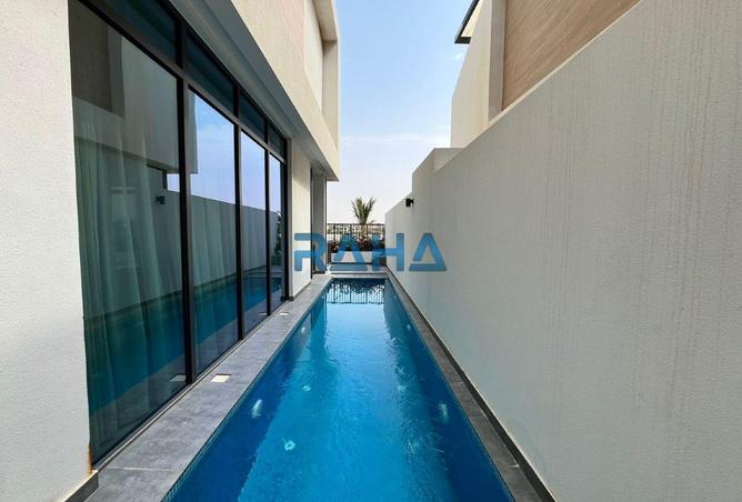 74233847 - Property Image 2