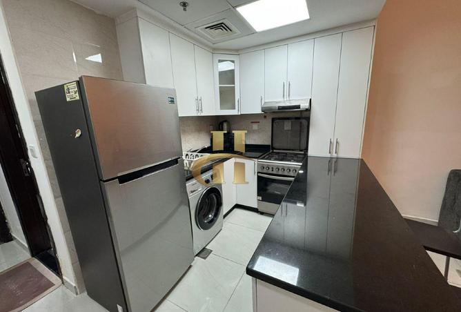 76964457 - Property Image 2