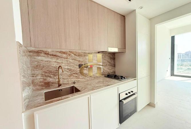 127017394 - Property Image 2