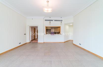 Apartment - 2 Bedrooms - 3 Bathrooms for rent in Abu Keibal - Shoreline Apartments - Palm Jumeirah - Dubai