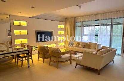 Apartment - 1 Bedroom - 2 Bathrooms for rent in Abu Keibal - Shoreline Apartments - Palm Jumeirah - Dubai