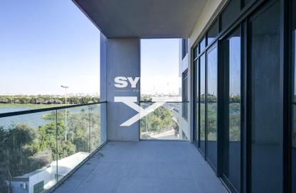 Apartment - 3 Bedrooms - 4 Bathrooms for sale in Vida Residence 2 - Vida Residence - The Hills - Dubai