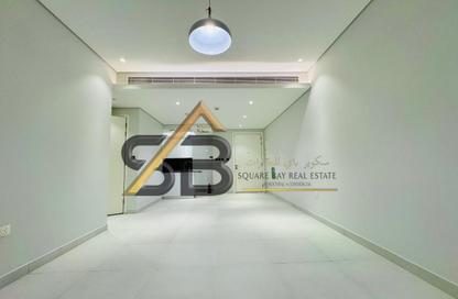 Apartment - 1 Bedroom - 2 Bathrooms for rent in Kay 1 Building - Queue Point - Liwan - Dubai