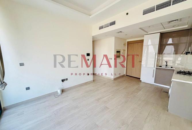 110982411 - Property Image 2