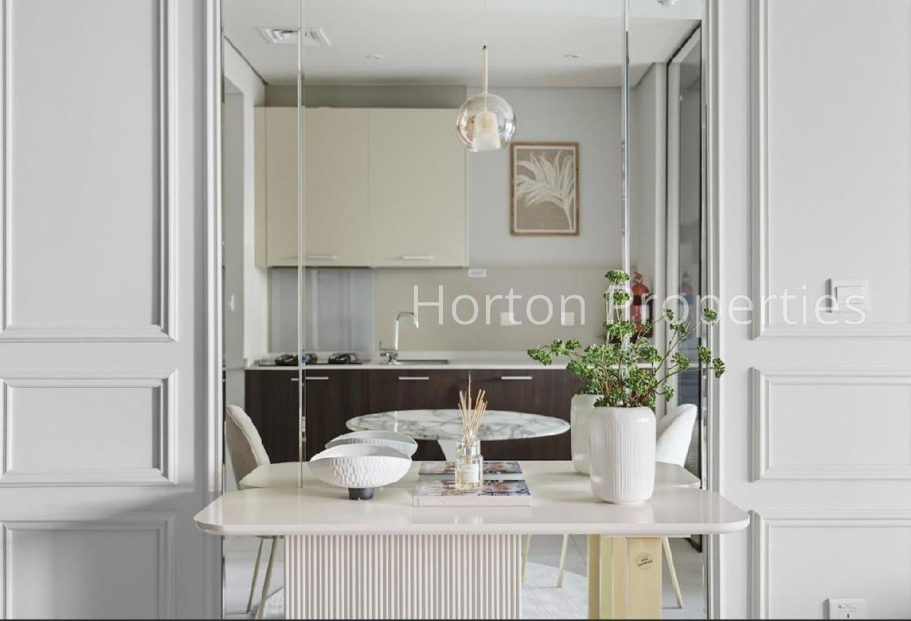 ELEGANT STUDIO I MODERN INTERIOR I BEST AMENITIES photo 8